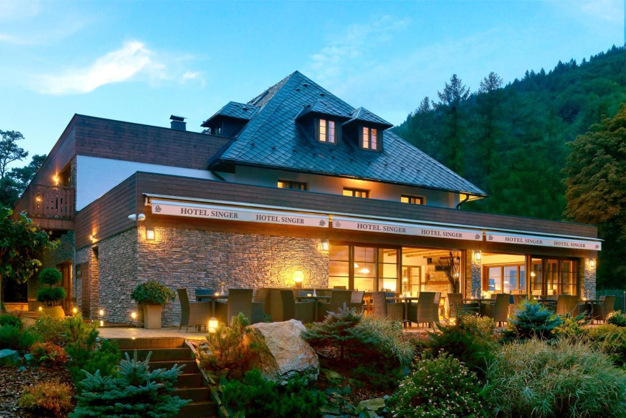 Hotel Singer Ludvikov Exterior photo